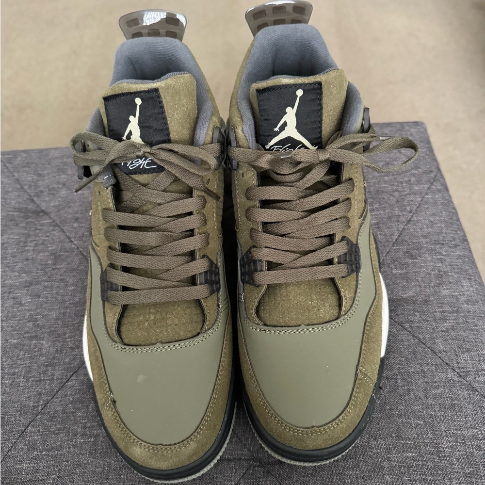 Used Jordan 4 Olive
